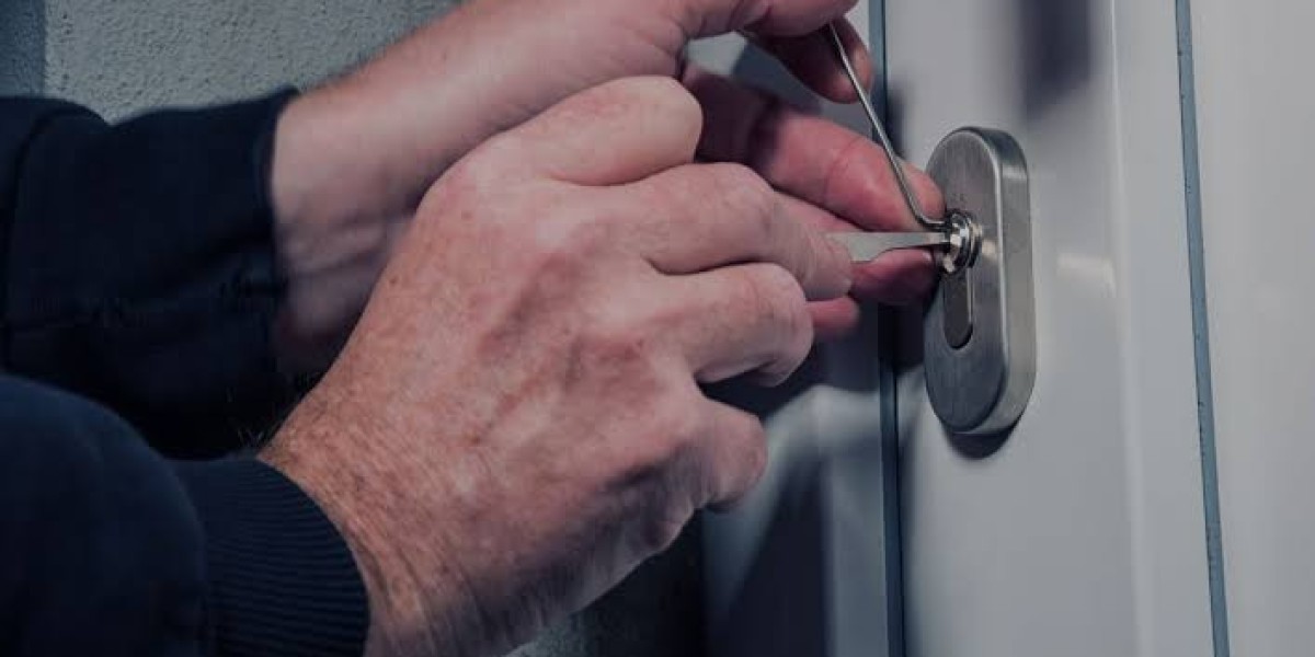 Businesses That Benefit From Lock Rekeying in DFW