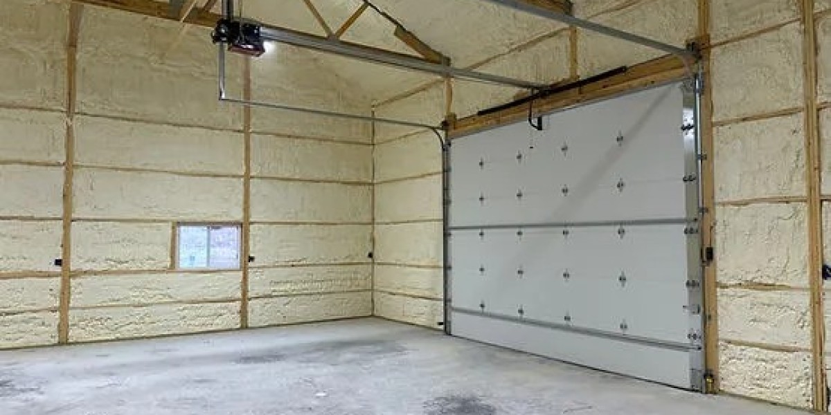 Can Commercial Spray Foam Insulation in Kansas Help Reduce Maintenance?