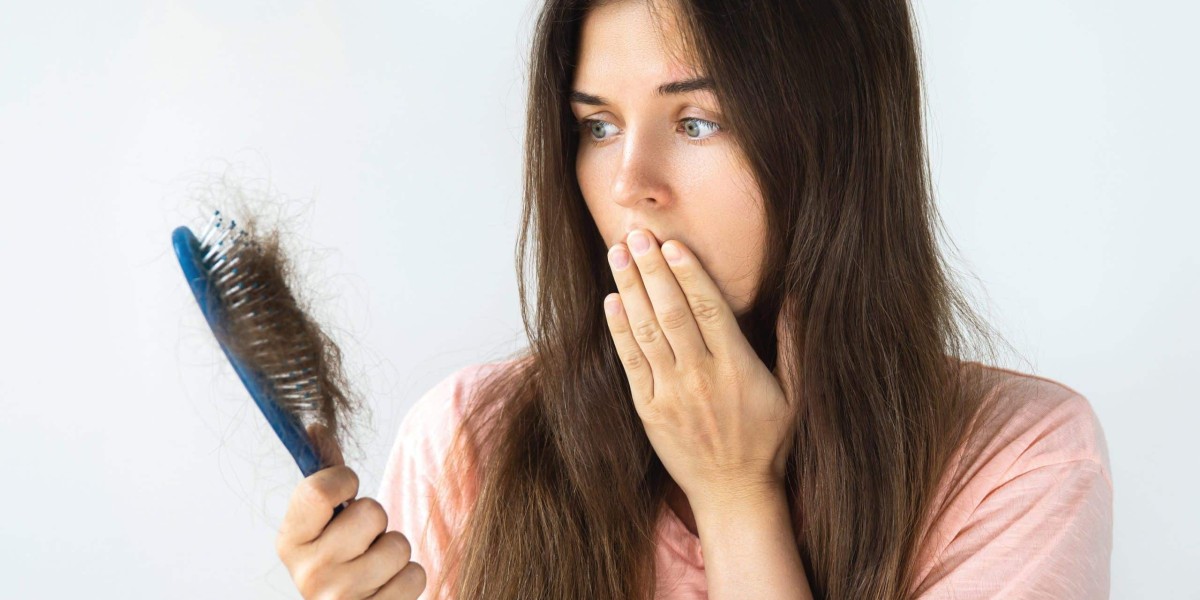 Losing Hair? Here's What You Should Know Before Choosing a Treatment