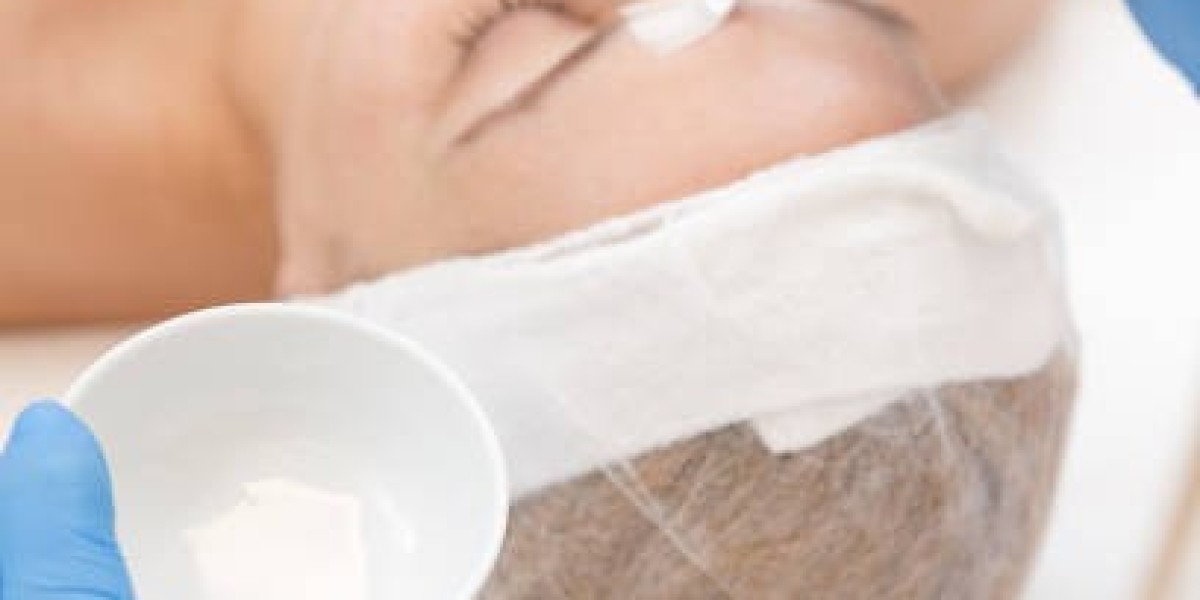 Expert Chemical Peel Specialists in Riyadh