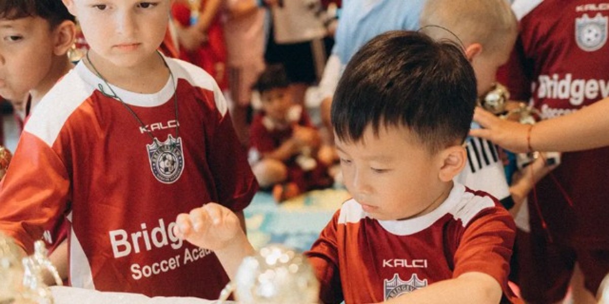 Find the Right Soccer Coach in Brooklyn for Your Young Player