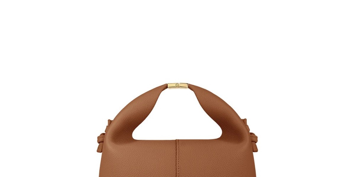 Polene Beri at a Glance: Shape, Size, and Comfort Guide